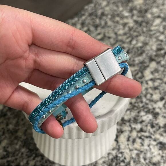 Buckle Blue Boho Stacked Layered Bracelet - Picture 4 of 5